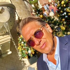 Meet your Posher, Edmund